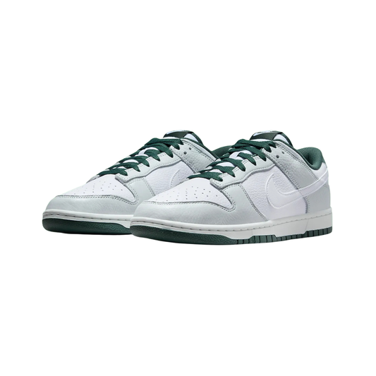 Nike Dunk Low "Photon Green"