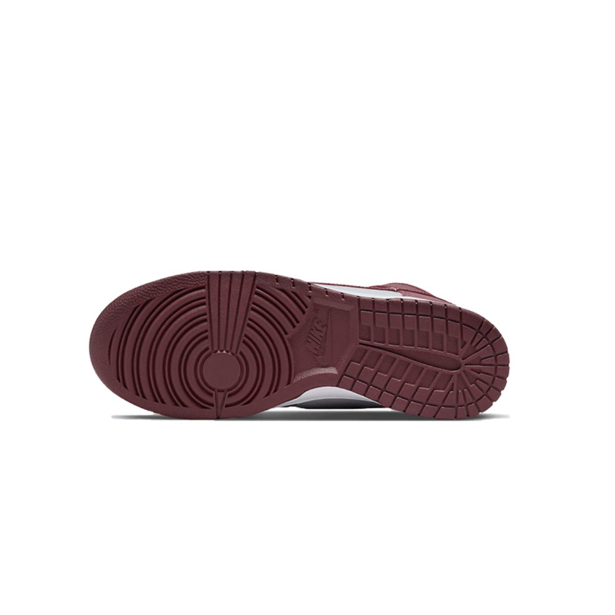 Nike Dunk High "Betroot"